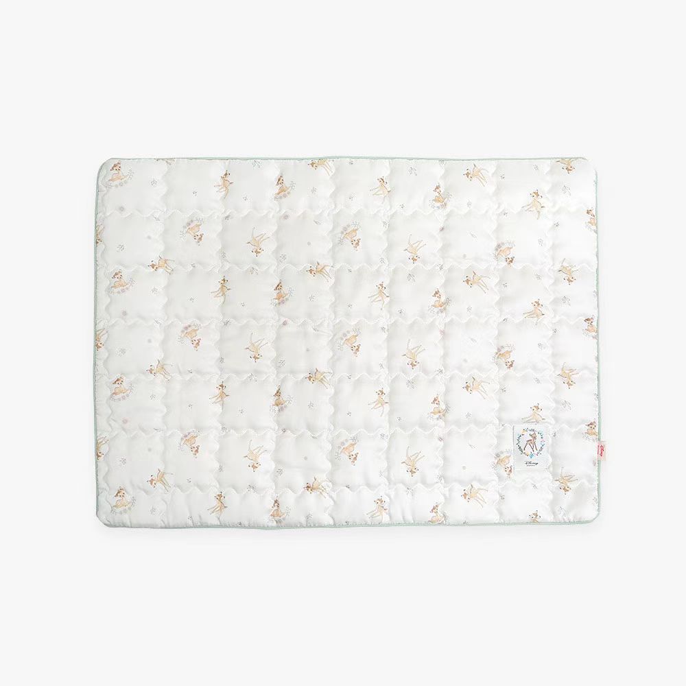 It's dog Cooling mat Disney size M