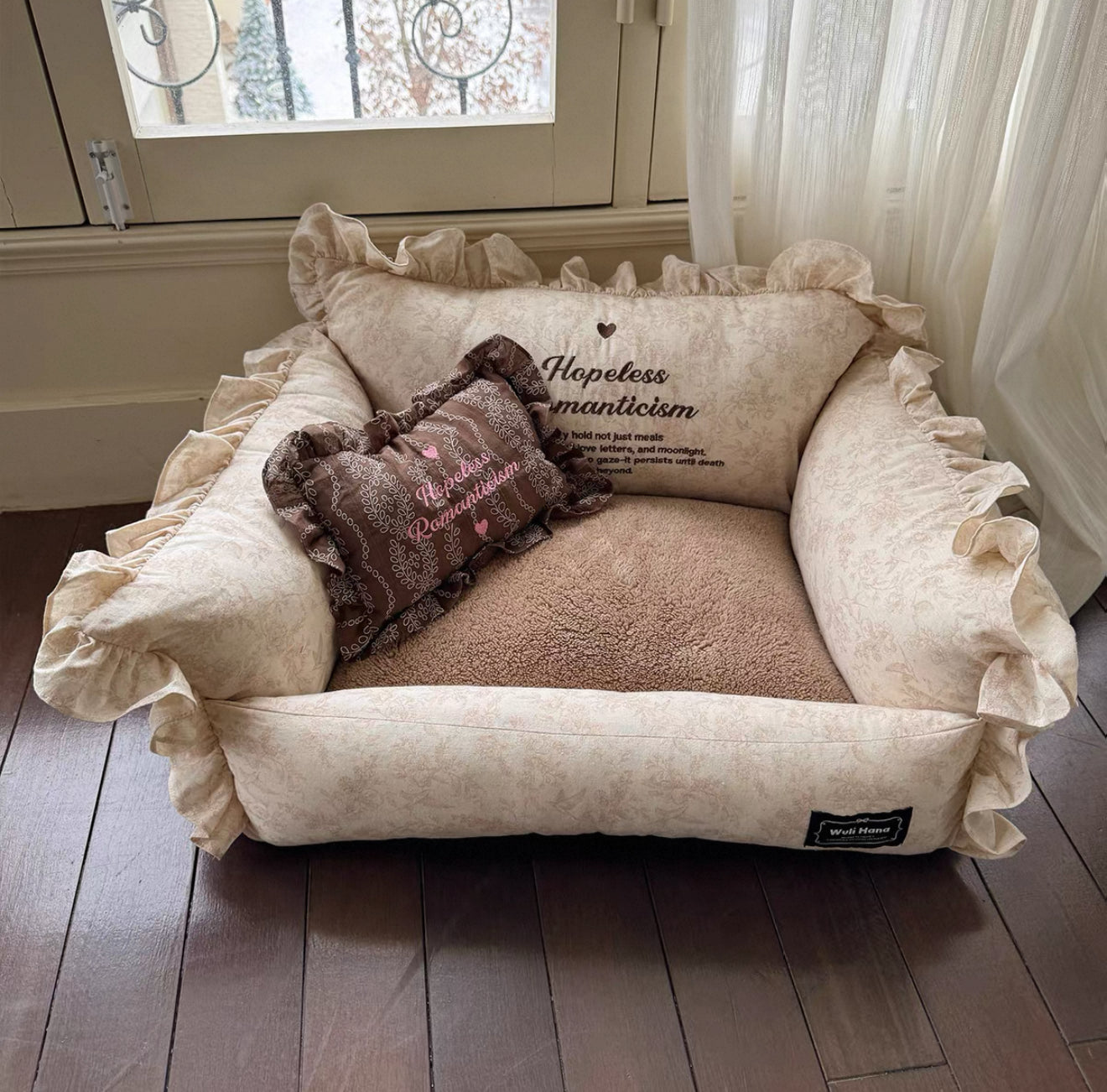 Wulihana bed 温暖壁炉 M size 适合15斤以下 送枕头