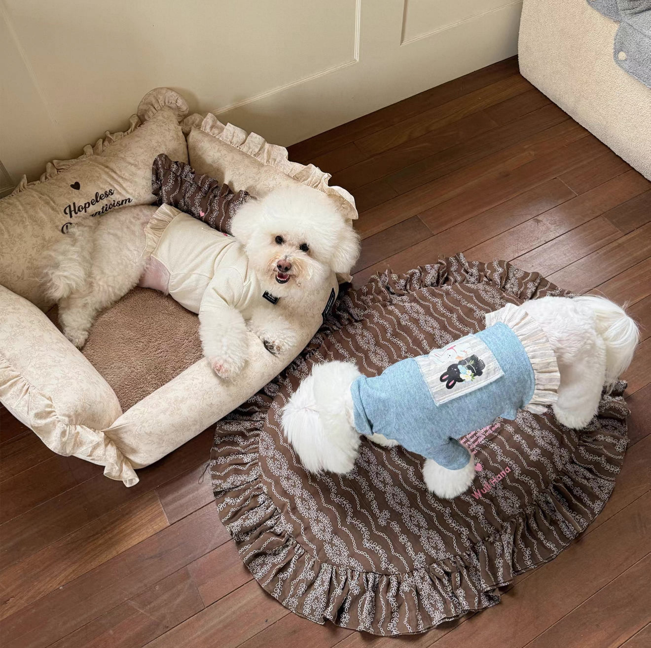 Wulihana bed 温暖壁炉 M size 适合15斤以下 送枕头